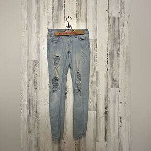 Studio Pein Skinny Jeans Women’s Size 3 Light Wash Distressed Stretch Denim